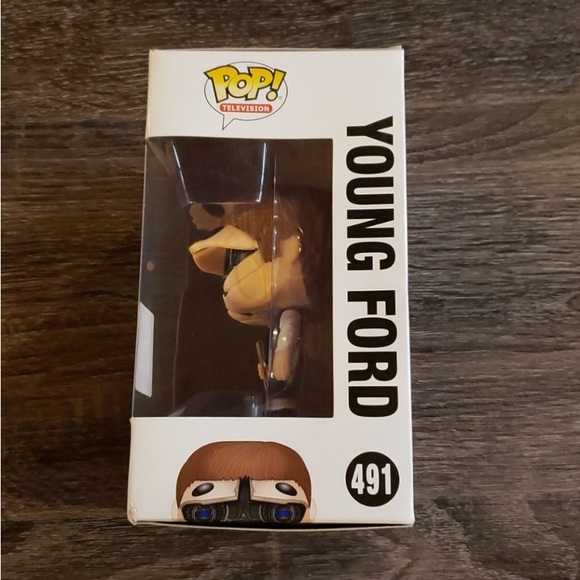 NIB Funko Pop Westworld TV
Young Ford Size: OS Funko Collector Box #491 2017 Ecc - Picture 3 of 6